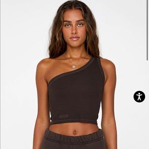 Set Active One Shoulder Weekend tank! Colour espresso. Brand new ! Size small